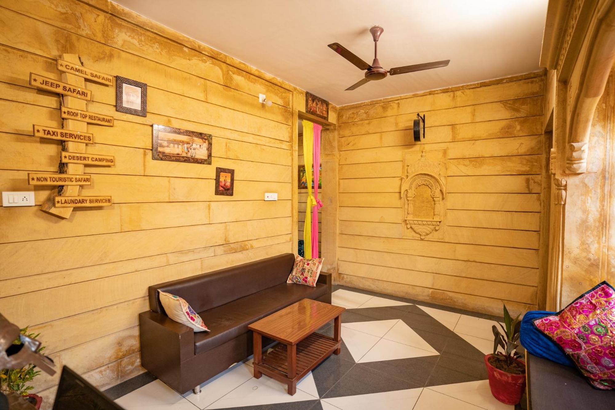 Hotel Relax Inn ไจซัลเมอร์ ภายนอก รูปภาพ